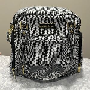 Black and White Geometric Patterned Women's pump bag